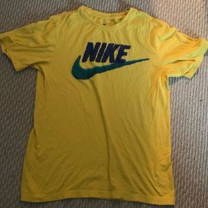 Nike t shirt